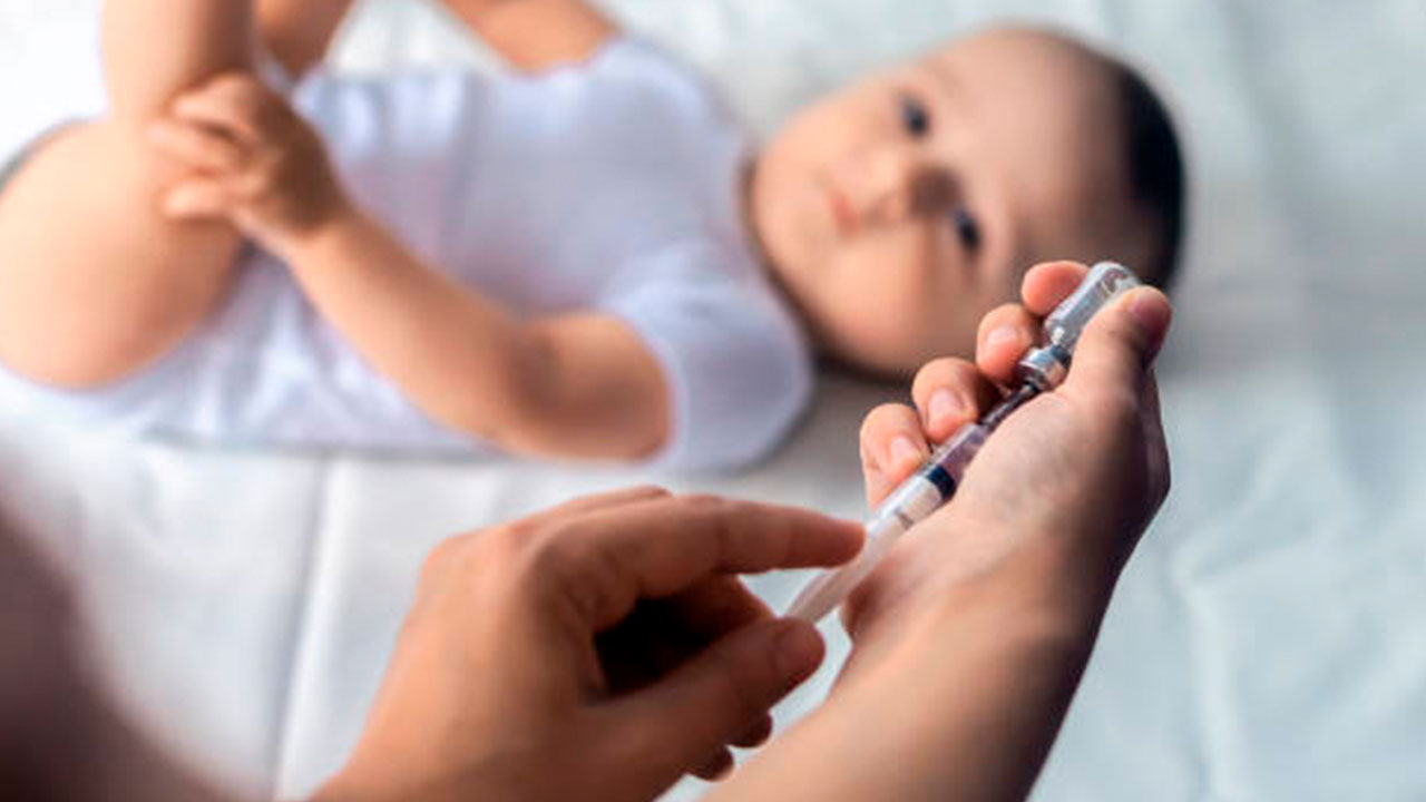 Perú implementa vacunación contra virus sincitial en recién nacidos y refuerza estrategia sanitaria preventiva